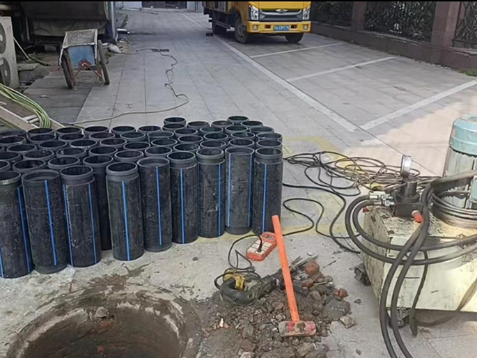 克什克腾PE置换管厂家 DN315置换管 非开挖管短管置换